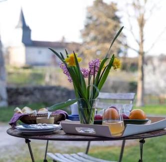 Rilhac-Lastours House | La Motte Bleue