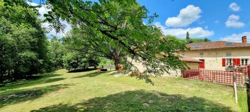 Marval House | La-Nadalie