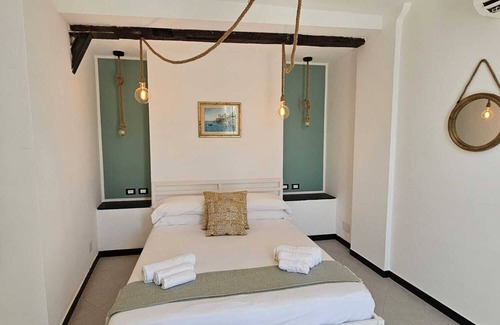 Genoa Apartment | La Nina Apartment sea air in the Old Town