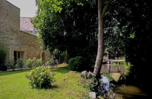 Senlis House | La Nonette- Le Charme de la Campagne à 5 mn à Pied du Centre Ville Historique