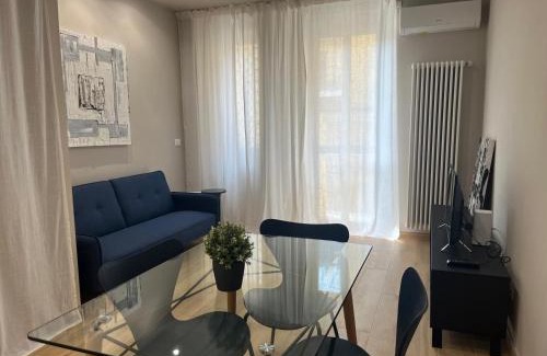 Aurora Apartment | La Nuvoletta Torino - Appartamento Moderno a due passi dal Centro Città
