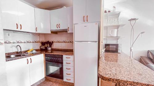 Playa del Aguila Apartment | La Orilla