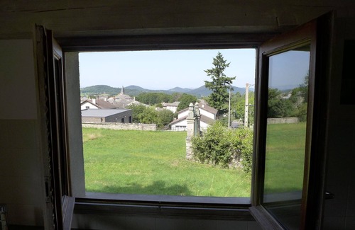 Saint-Hostien Hotel | La P'tite Maison, Cottage of 26 m2 in the countryside