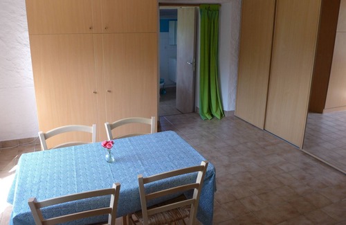 Saint-Hostien Hotel | La P'tite Maison, Cottage of 26 m2 in the countryside