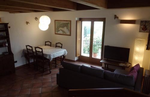 Aosta Apartment | La Pace della Montagna alle Porte della Città