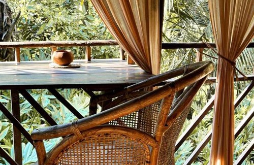 Dickwella Cabin | LA PAILLOTE
