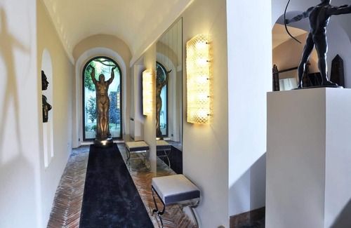 Trastevere Villa | La Palazzina Santa Dorotea, Splendid Rome Townhouse with Courtyard Garden