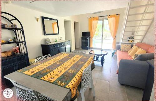 Valras-Plage House | La Palmeraie, maison 6pers en résidence avec piscine à 300m des plages de Valras-Plage