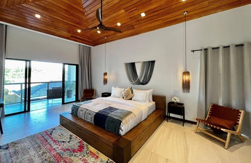 Dunmore Town Villa | La Palmeraie Villa 3, 300 ft. from beach, daily beach set up, daily cleaning