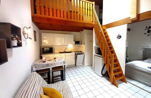 Les Mathes Apartment | La Palmyre - PLEASANT TERRACED VILLA - SHARED POOL