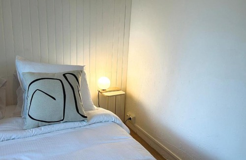 Voissay Villa | La Papaire