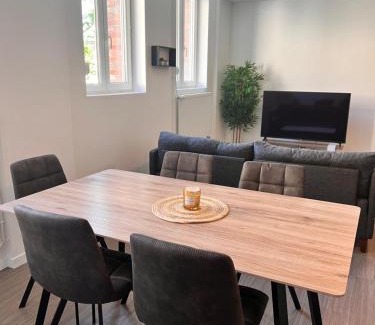 Vierzon Apartment | La Parisienne - 80m2