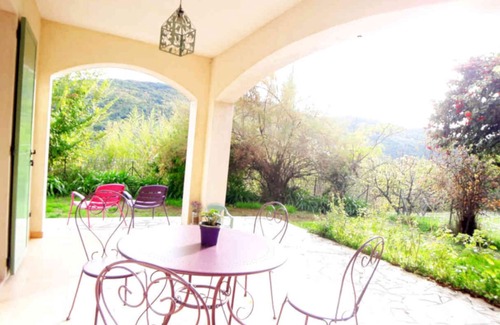 Le Bar-sur-Loup Apartment | La Pascaline,locations-06 a 30mn Cannes Nice
