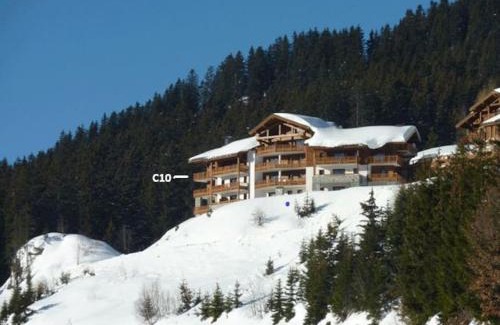 Bisanne 1500 Apartment | La Perle des Alpes C10 Apart.4* #Yolo Alp Home