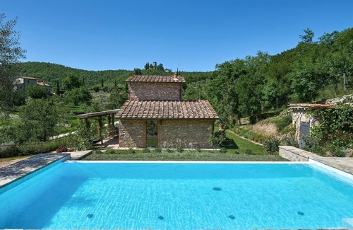 Neri Villa | La Pesa di Mezzo, Radda in Chianti, Siena and Chianti