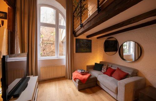 Petite-France Apartment | La Petite Cour - Atypique, calme et cozy
