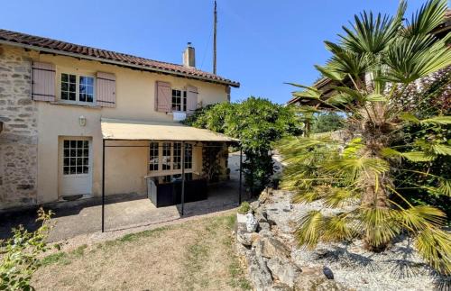 Marval House | La petite lisonne