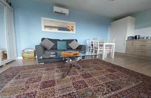 Saint-Pierre-de-Frugie House | La Petite Maison à Vieillecour