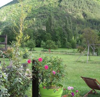 Trescleoux House | la petite maison 05