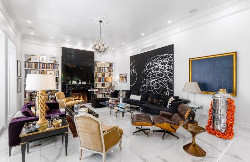 Deep Well Ranch Villa | La Petite Maison by ACME House Company