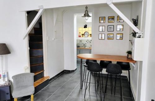 Beauvais Apartment | LA PETITE MAISON