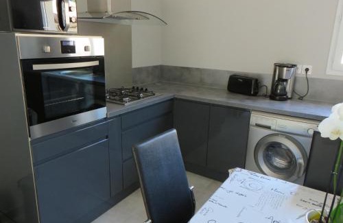 Malataverne House | La petite maison