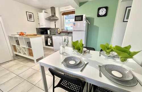 La Marne Apartment | La Petite Oasis