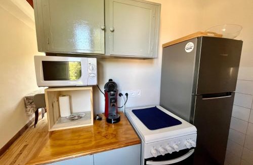 Oust House | La Petite Ourse maison de village à Oust