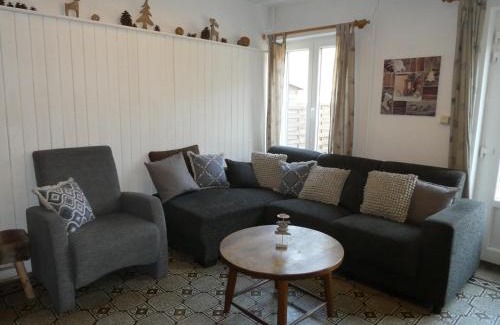 Vresse-sur-Semois House | La Petite Passerelle à Mouzaive