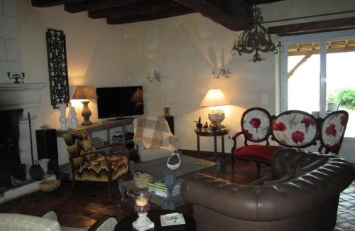 Nouans-les-Fontaines Bed & Breakfast | La Petite Richerie