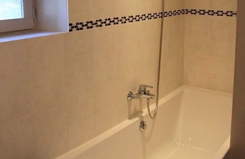 Saint-Coulomb House | La Petite Ville Aze