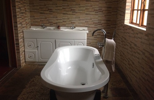 Ermelo House | La Picasso Guesthouse