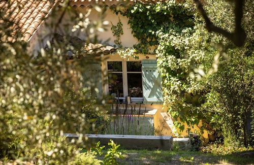 La Grand-Chile Cottage | La Pitchoune: 4 bedroom, AC, Luxury Chef's Kitchen Built by Paul & Julia Child