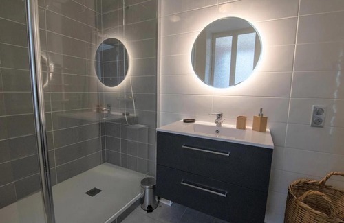 Macon Apartment | La Place Gourmande