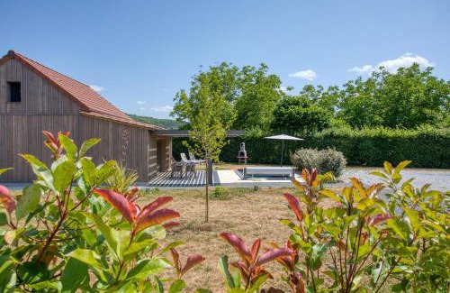 Domme House | La Plaine aux Etoiles - Maison Individuelle avec Piscine Balnéo Privative et Jardin