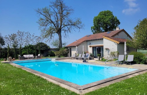Chailly-en-Biere Bed & Breakfast | La plaine de l'Angelus