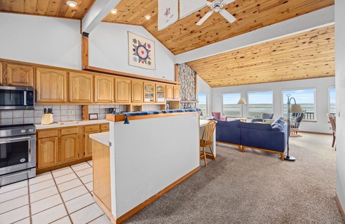 Tierra Del Mar House | la Playa Luna #175 - Family sized home on the beachfront in Tierra Del Mar