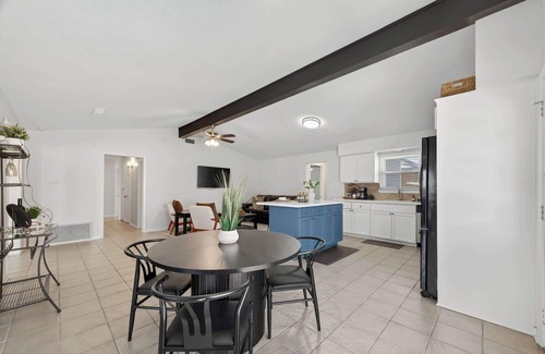 La Porte House | La Porte, TX: 4BR Home, Office, Grill & Yard