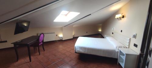 Alcala de Henares Hotel | La Posada De La Magistral