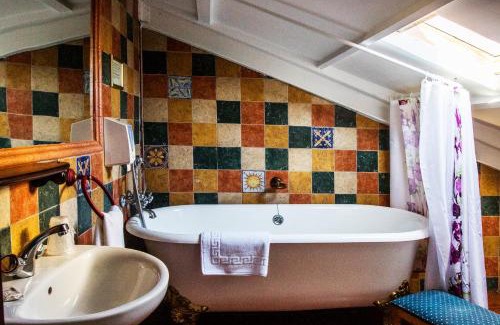 Alcala de Henares Hotel | La Posada De La Magistral