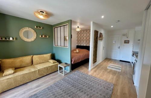 Sainte-Croix-en-Plaine Apartment | La Poulie - Apartment with Balcony and Free Privative Parking - Close to Colmar