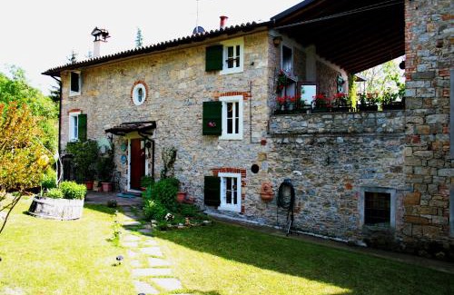 Vezzano sul Crostolo Bed & Breakfast | La Quercia - la maison des arts