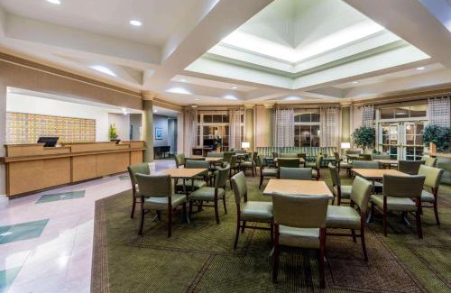 Peoria Hotel | La Quinta by Wyndham Phoenix West Peoria
