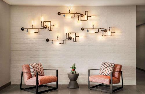 San Bernardino Hotel | La Quinta Inn & Suites by Wyndham San Bernardino