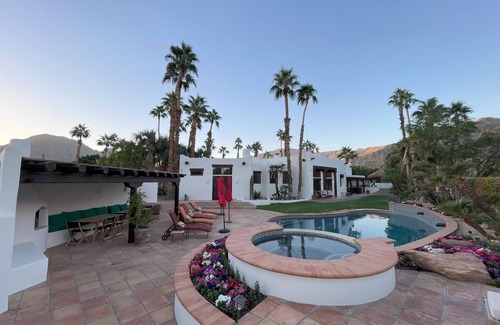 La Quinta Cove House | La Quinta Resort Estate Home, Secluded Privacy w/250 Feet of Mountain Frontage