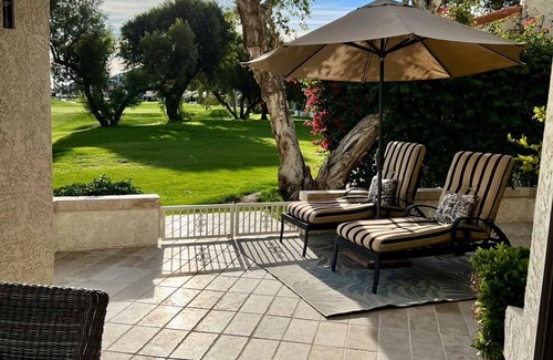 La Quinta House | La Quinta Resort Remodeled on 10th Fairway 3 bedroom 3.5 bath
