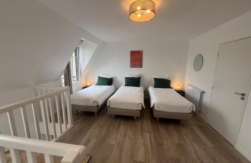 Viroflay Apartment | La Résidence Alpha Viroflay 302 - Duplex 2 chambres - 5 pers