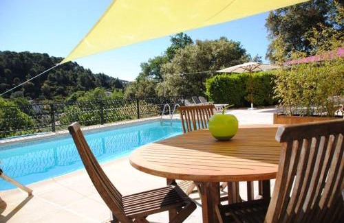 Aups House | La Rabasse de Gallinette