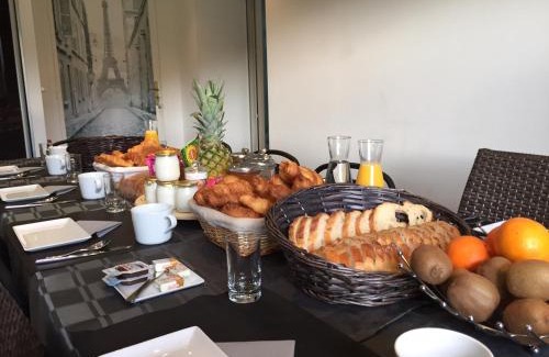 Guigneville-sur-Essonne Bed & Breakfast | La Raimbaudière