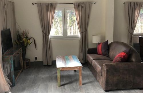 Montigny-sur-Loing Villa | La Ravine au bord du loing